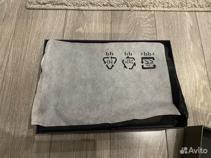 Коробка от Lenovo Yoga