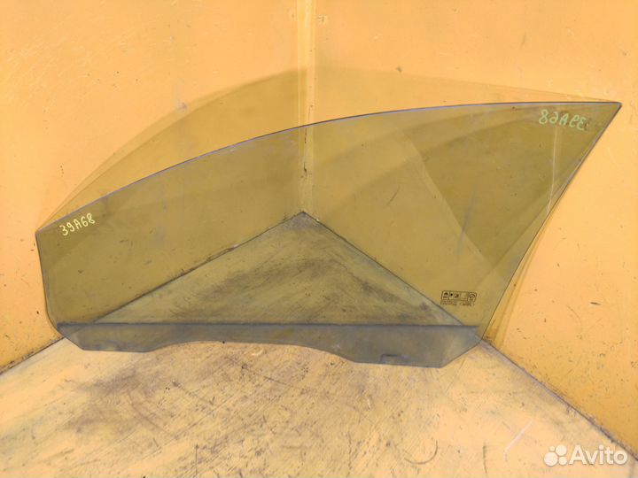 Стекло переднее правое для Ford Focus II