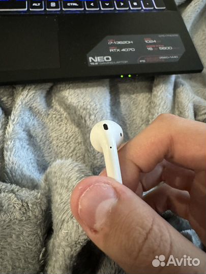 Airpods 2 (Оригинал) Правый