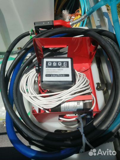 Продаётся прицеп и насос для перекачки дизиля