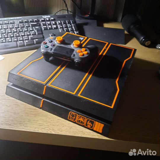 PS4 black OPS 3 edition 1TB