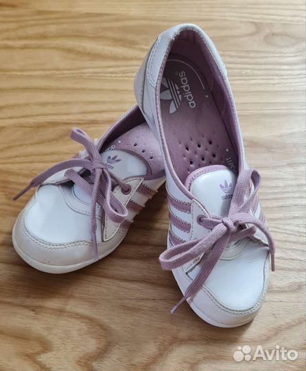 Кеды adidas для девочки