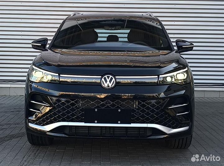 Volkswagen Tiguan L 2.0 AMT, 2024