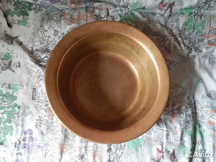 Латунный таз