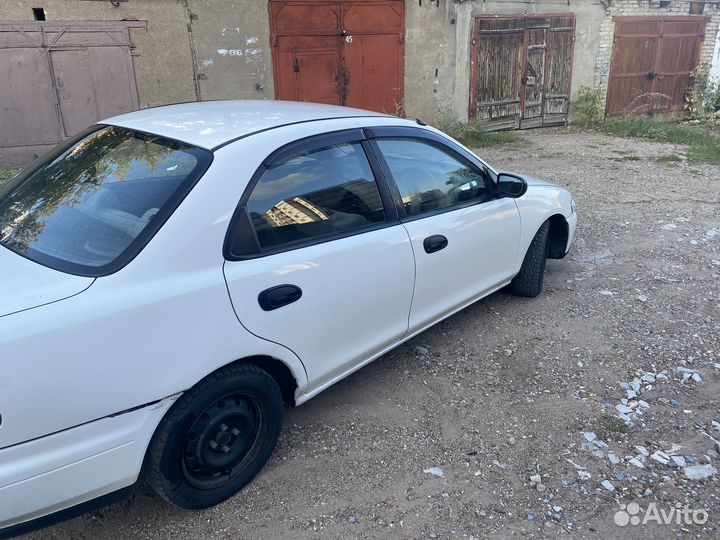 Mazda Familia 1.5 AT, 1997, 367 000 км