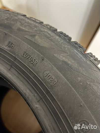 Pirelli Formula Ice 185/60 R15 88T