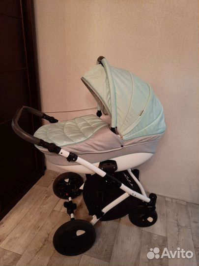 Коляска 2 в 1 и автолюлька в подарок