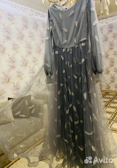 Вечернее платье