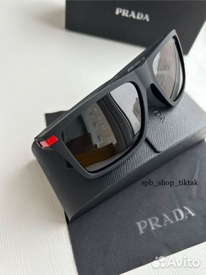 Очки Prada с поляризацией