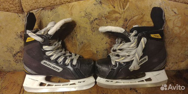 Хоккейные коньки bauer