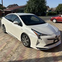 Toyota Prius 1.8 AT, 2017, 93 500 км, с пробегом, цена 2 180 000 руб.