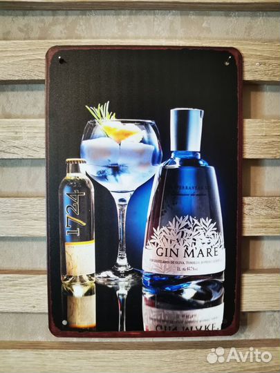 Декор на стену табличка металлическая Gin Mare