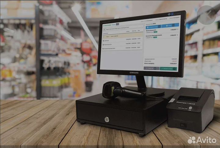 Помощник администратора магазина