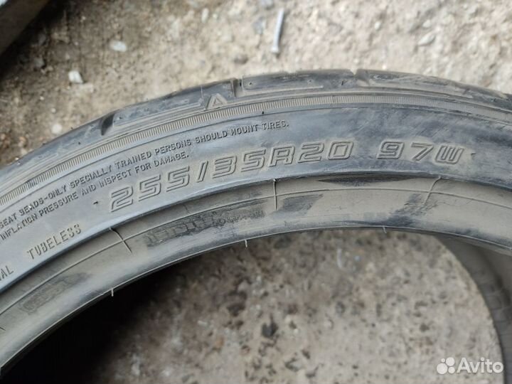 Dunlop Direzza DZ102 255/35 R20 97W