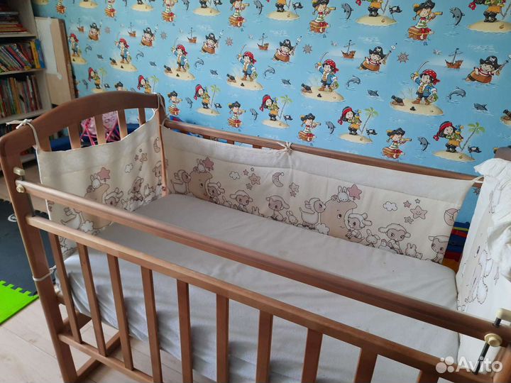 Кроватка детская
