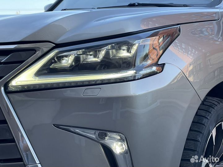 Lexus LX 4.5 AT, 2016, 124 300 км