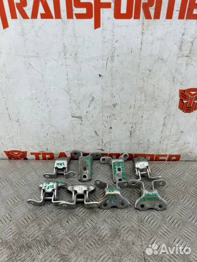 Петли дверей Тойота Королла Филдер E140