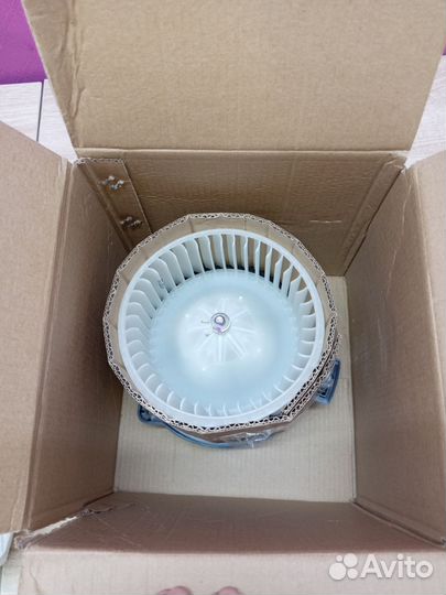 Моторчик отопителя