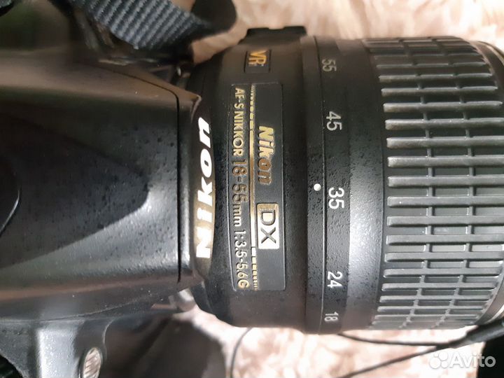Nikon D3100 DX 18-55mm