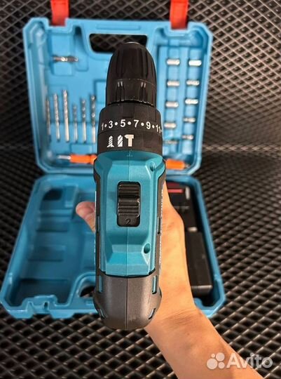 Шуpуповepт ударный Makita 26v 5А/ч Новый