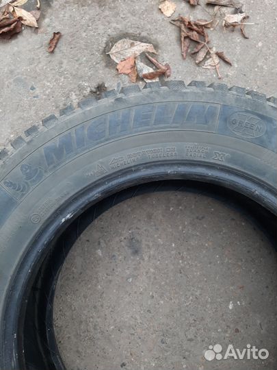 Michelin X-Ice North 3 215/65 R16 19B