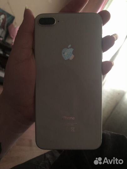 iPhone 8 Plus, 64 ГБ