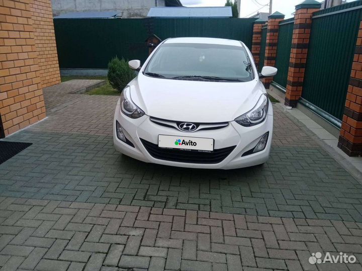 Hyundai Elantra, 2015