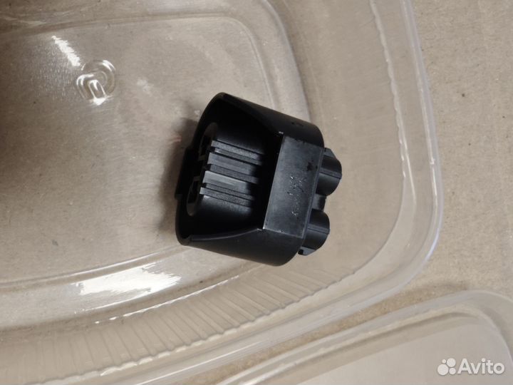 Колпачок защитный пластиковый