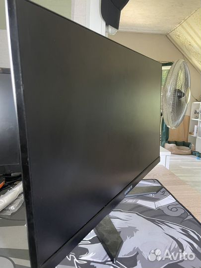 Монитор gigabyte g27f2 дефектный