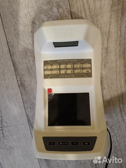 Детектор банкнот