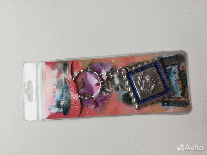Брелок из Сингапура
