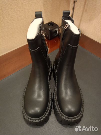 Новые женские ботинки Keddo, 37 р