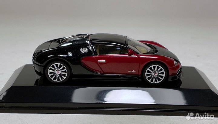 Autoart 1/64 Bugatti Veyron Showcar