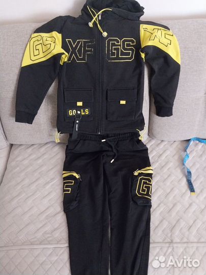 Спортивный костюм