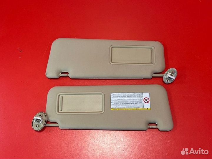 Козырек солнцезащитный передний Lexus Lx570