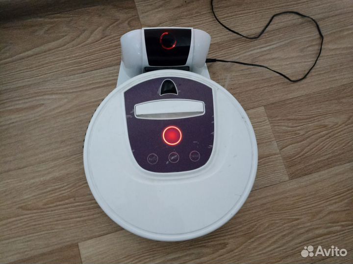 Робот пылесос