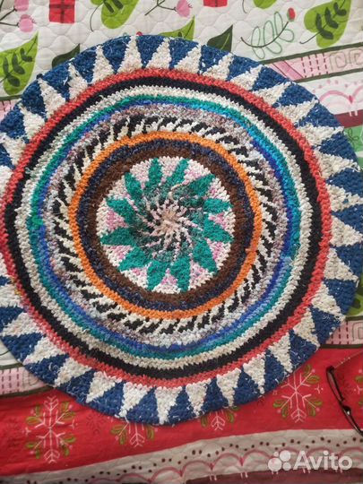 Коврик ручной работы