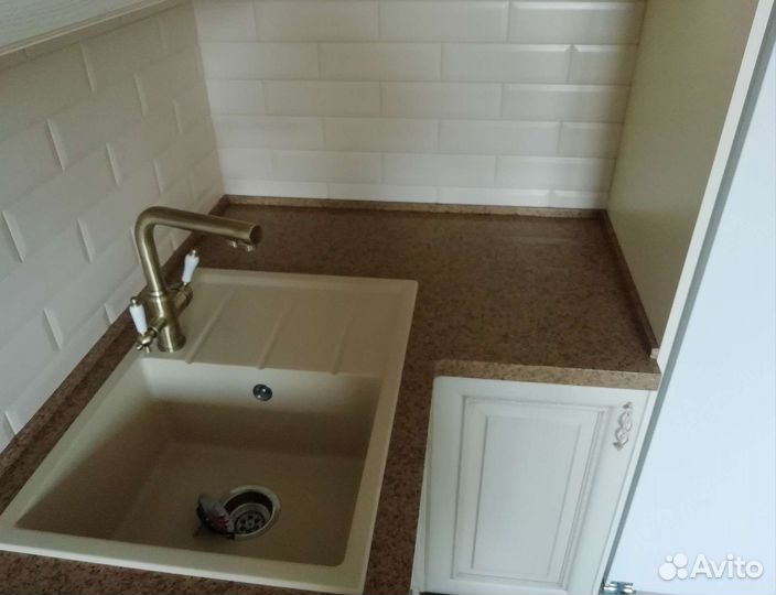 Столешница из искусственного камня