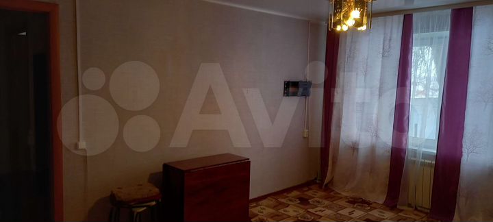 3-к. квартира, 55 м², 1/2 эт.