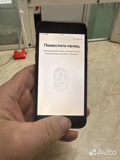 iPhone SE (2020), 64 ГБ