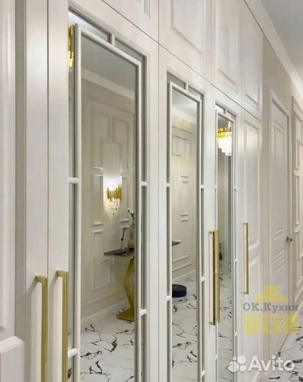 Шкаф двухстворчатый