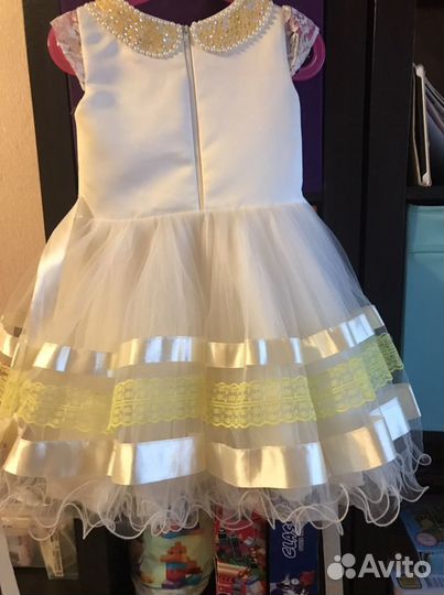 Детское нарядное платье на 2-4 годика