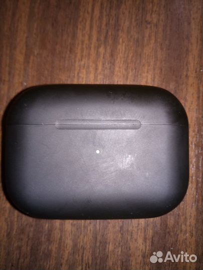 Зарядный кейс для Apple AirPods Pro