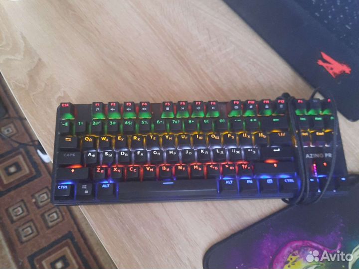 Игровая механическая клавиатура