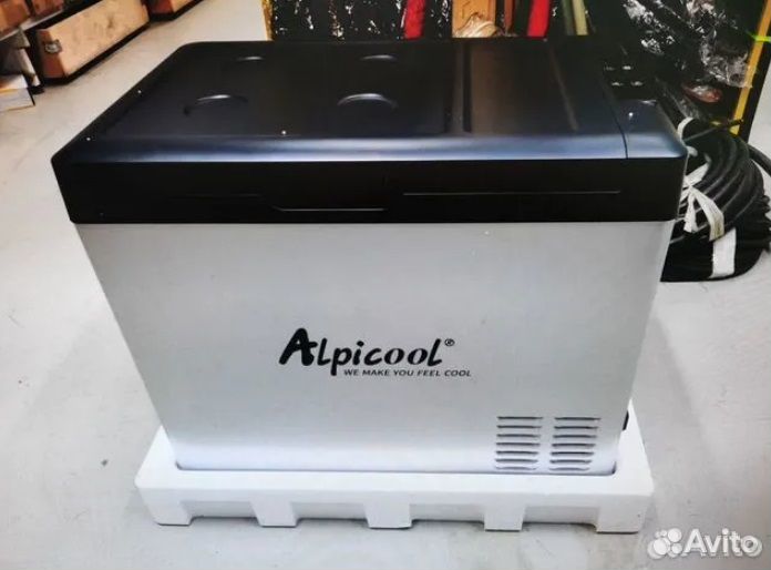 Холодильник (40 л, с Bluetooth) компрессорный