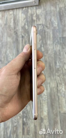 iPhone 8 Plus, 64 ГБ