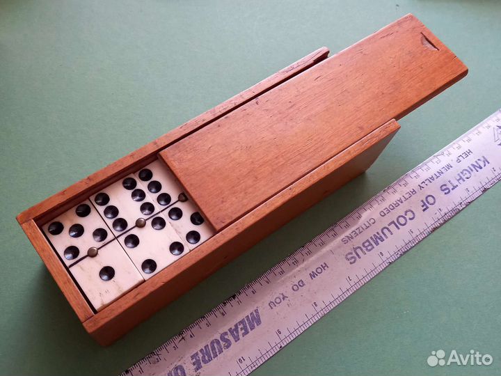 Оригинальное антикварное домино