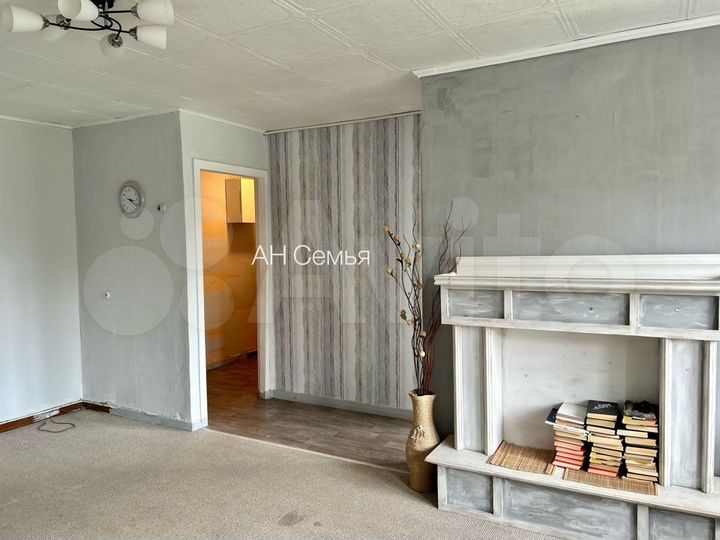 3-к. квартира, 55 м², 2/4 эт.