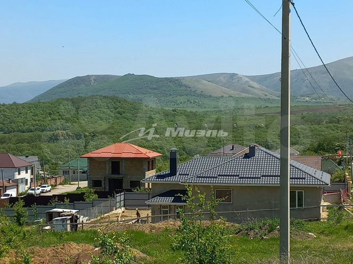 Дом 184,5 м² на участке 9,8 сот.