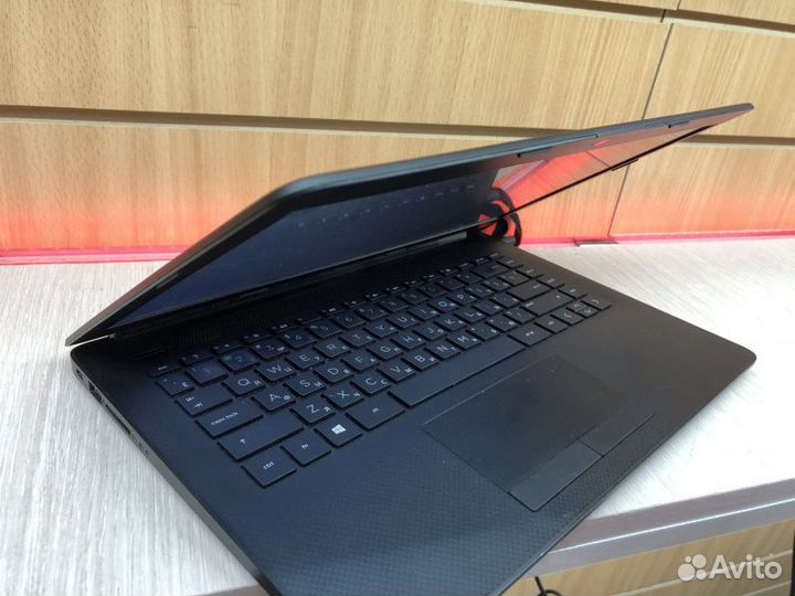 Ноутбук HP 14
